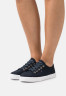 Tommy Hilfiger ESSENTIAL Trainers desert sky ESSENTIAL Кроссовки небо пустыни