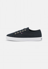 Tommy Hilfiger ESSENTIAL  Trainers desert sky ESSENTIAL Кроссовки небо пустыни