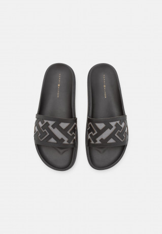 Tommy Hilfiger ELEVATED FLAT  Mules black ПОВЫШЕННАЯ КВАРТИРА Мюли черный