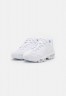 Nike Sportswear AIR MAX 95 Sneaker low white/metallic silver AIR MAX 95 низкие кроссовки женские белый/серебристый металлик