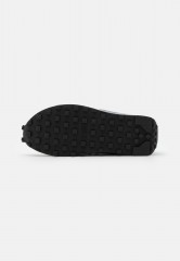 Nike Sportswear DBREAK TYPE SE GEL UNISEX Sneaker low smoke grey/racer blue DBREAK TYPE SE GEL UNISEX Низкие кроссовки женские дымчато-серый/гоночный синий