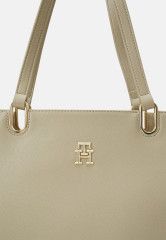 Tommy Hilfiger TH TIMELESS MED Handbag beige TH TIMELESS MED сумка бежевый