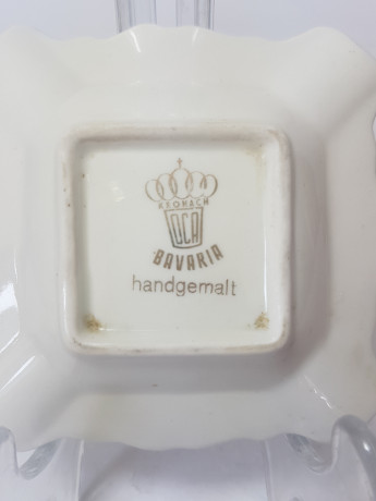 Пепельница винтажная Kronach Bavaria, фарфор с изображением Браунденбургских ворот в Берлине, 8,5 x 8,5 x 2 см, Германия, 1960-70гг.