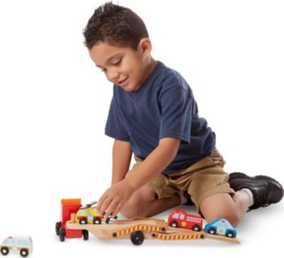 Melissa Doug Autotransporter fur Einsatzfahrzeuge aus Holz Автовоз для аварийных машин из дерева