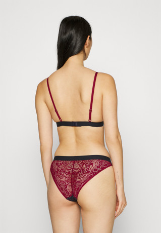 Tommy Hilfiger UNLINED TRIANGLE Triangle bra rose UNLINED TRIANGLE Бюстгальтер с треугольными чашечками Роза