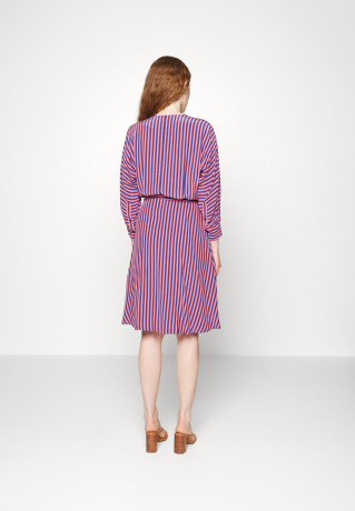 Tommy Hilfiger BANDANA WRAP KNEE DRESS Day dress pink/blue ink ПЛАТЬЕ-БАНДАНА С ЗАПАХОМ НА КОЛЕНА Повседневное платье розовые/синие чернила