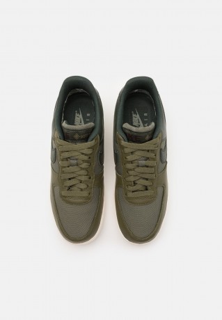 Nike Sportswear AIR FORCE 1 GTX UNISEX Sneaker low medium olive/deepest green/sail/seal brown AIR FORCE 1 GTX UNISEX Низкие кроссовки женские средний оливковый/темно-зеленый/парус/коричневый тюлень