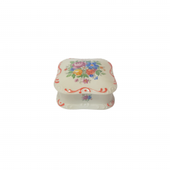 Шкатулка винтажная квадратная PM, молочного цвета фарфор с разноцветным цветочным букетом, 8,5 x 8,5 x 4 см, Германия, 1960-70гг.