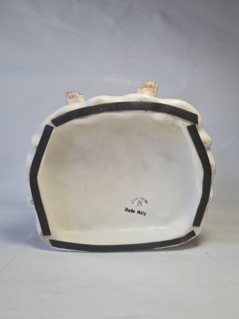 Статуэтка винтажная Capodimonte "Старик на скамейке", фарфор, 27 x 19 см, Италия, 1960-70гг.