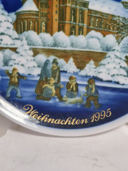 Тарелка декоративная винтажная Royal Tettau Bavaria &quot;Рождество&quot;, фарфор, 19.5 см, Германия, 1995 год