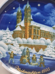 Тарелка декоративная винтажная Royal Tettau Bavaria &quot;Рождество&quot;, фарфор, 19.5 см, Германия, 1995 год