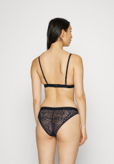 Tommy Hilfiger UNLINED TRIANGLE Triangle bra desert sky UNLINED TRIANGLE Бюстгальтер с треугольными чашечками небо пустыни