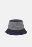 Tommy Hilfiger PREMIUM CASUAL BUCKET HAT UNISEX Hat ithaca PREMIUM CASUAL BUCKET HAT UNISEX Шляпа Итака