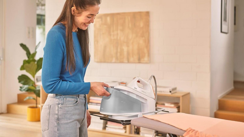 Braun Braun Dampfbugelstation CareStyle, Dampfbugelstation, Bugelstation, Dampfbugeleisen, 1700,00 ml Wassertank, 1,7L Tank abnehmbar, Bugeleisen Dampf, Bugelstationen mit Dampfstation  Паровая гладильная станция Braun CareStyle, паровая гладильная станци