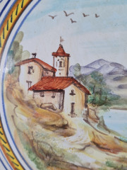 Тарелка декоративная винтажная Deruta, керамика с рисунком &quot;Дом в горах у реки&quot;, ручная работа, 25 x 3 см, Италия