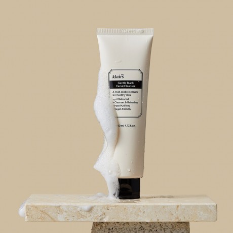 Dear Klairs Gentle Black Facial Cleanser Нежное черное очищающее средство для лица
