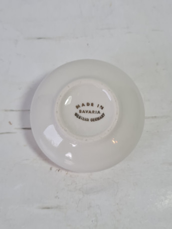 Шкатулка винтажная Bavaria / W.Germany с объемным декором в виде розовой розы, фарфор, 7 х 5 см, Германия, 1960-70гг.