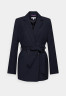 Tommy Hilfiger BELTED Short coat marine ПОЯС Короткое пальто морской